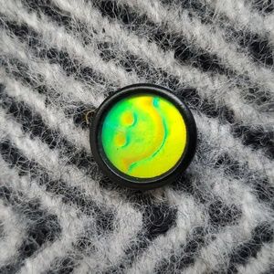 VTG Y2K 90s Holographic Smiley Face Pendant Necklace